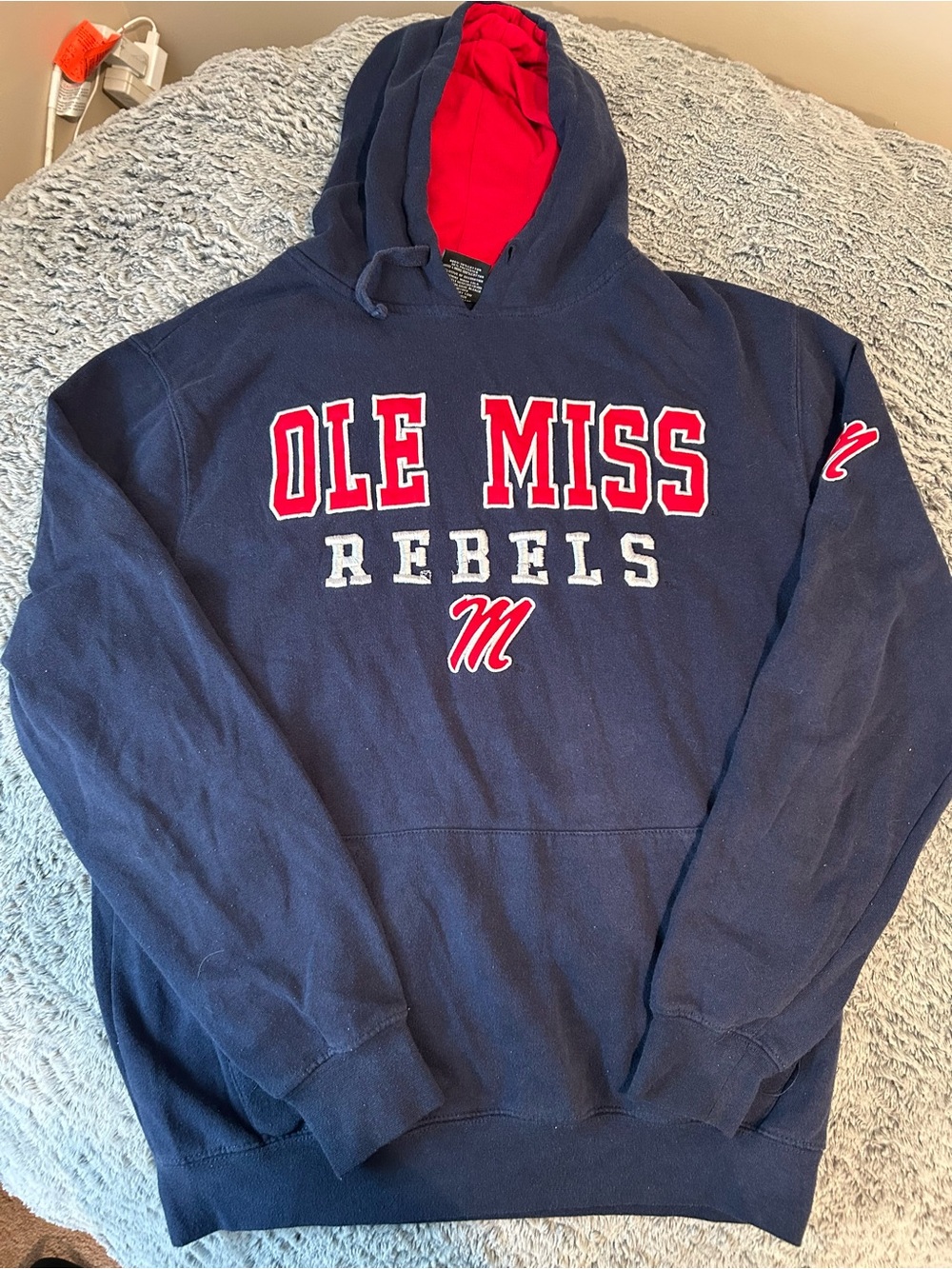 Mens Medium Colosseum Ole Miss Hoodie